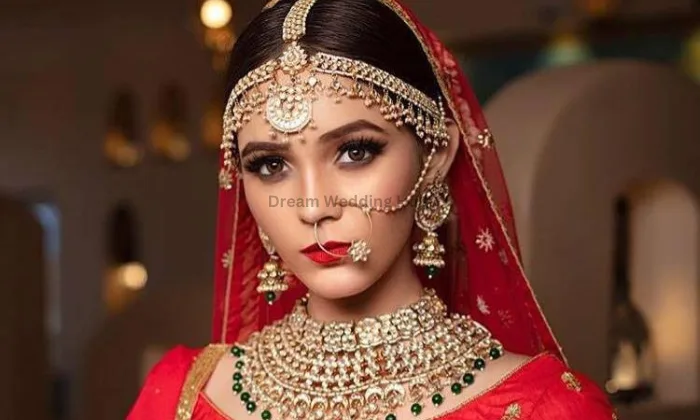 MOKSHAA BEAUTY MAKEUP ZONE